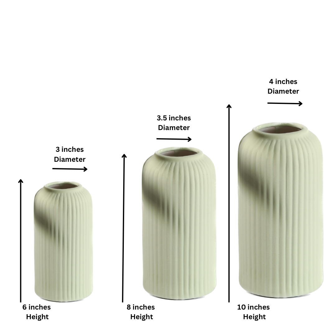 Ribbed Vase- Light Green