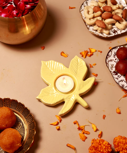 Leaf Diya/T-Light Holders Set of 6