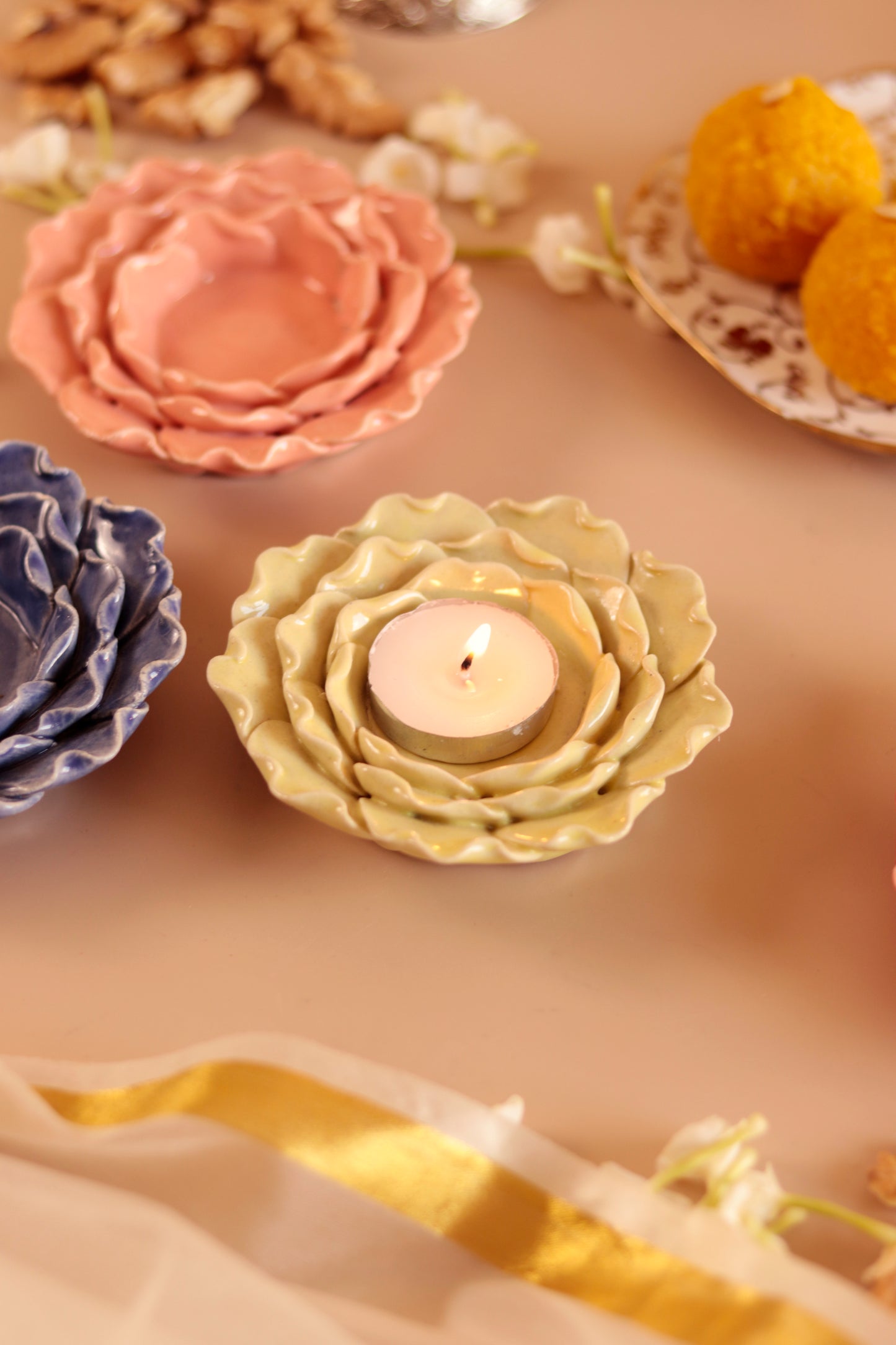 Flower Petal diya/Tea Light Holder (Set of 6)