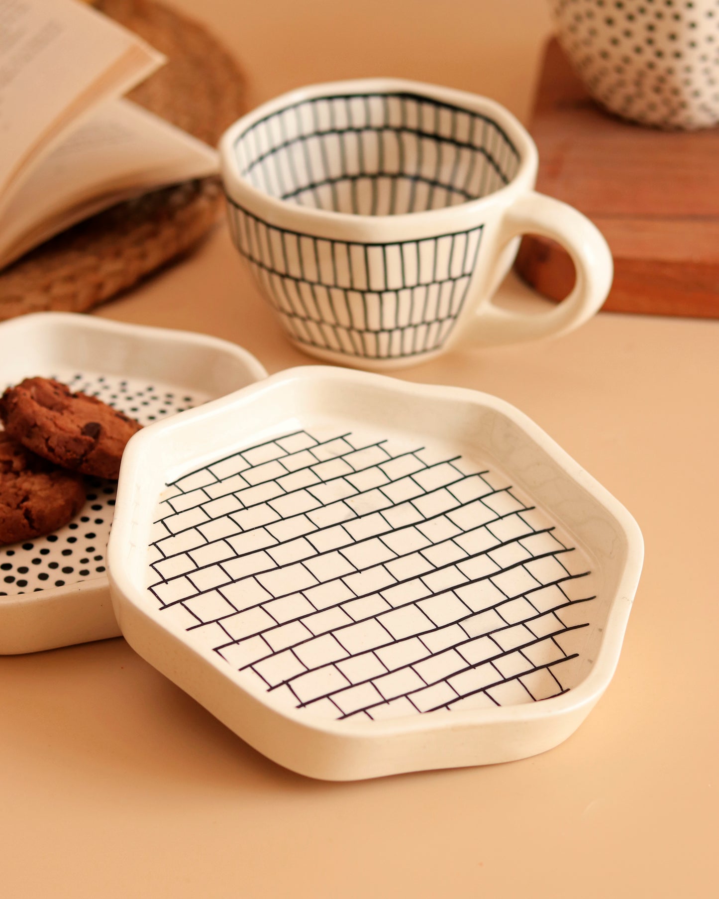 Black Bricks Breakfast Set
