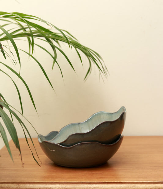 Grey Wavy Pasta Bowl