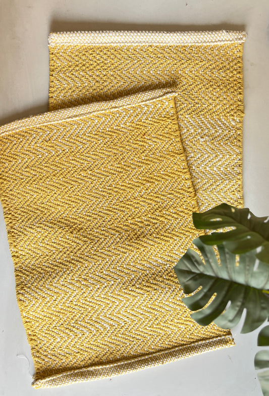 Yellow & White Table Mats (Pack of 2)
