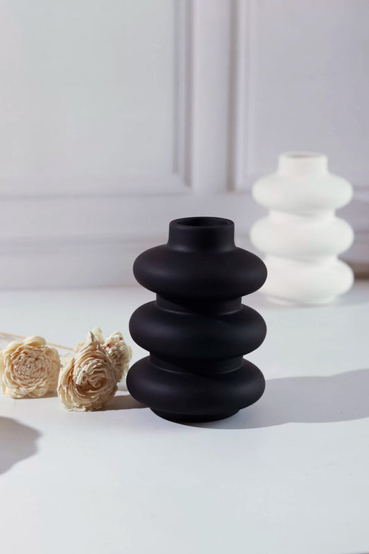 Minimalist Spiral Vase