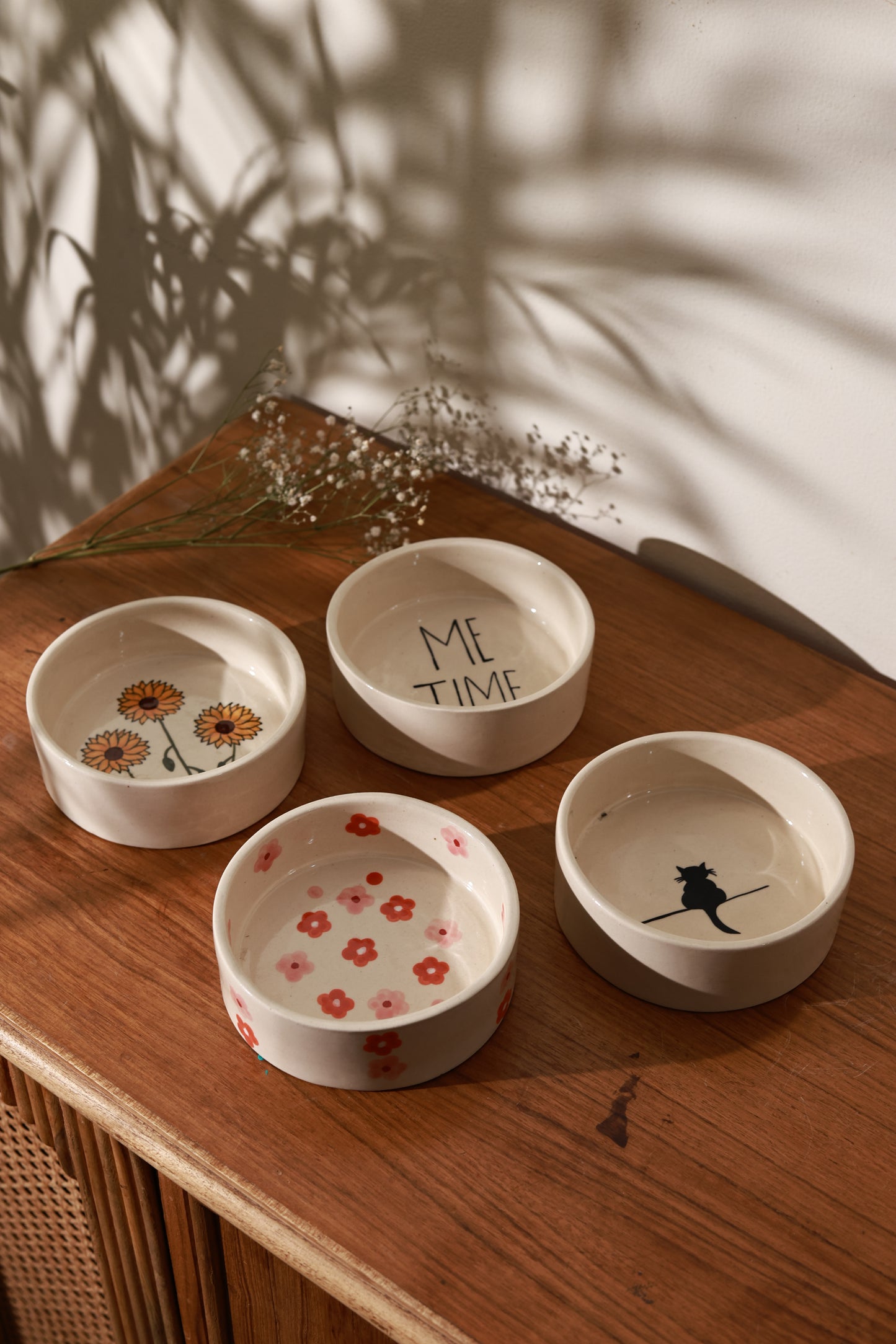 Set 4 Handpainted Breakfast Bowls