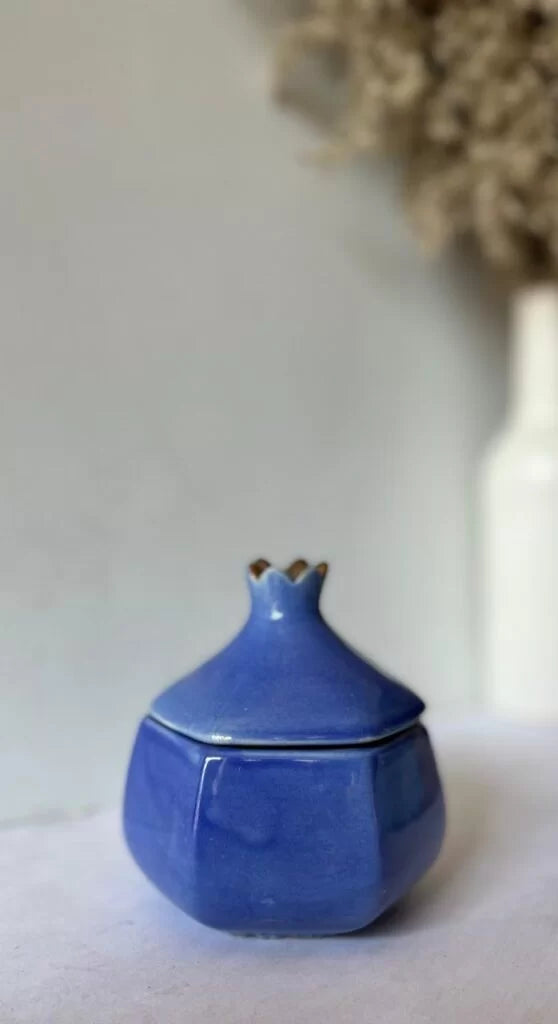 Pomegranate jars- small (with gold)