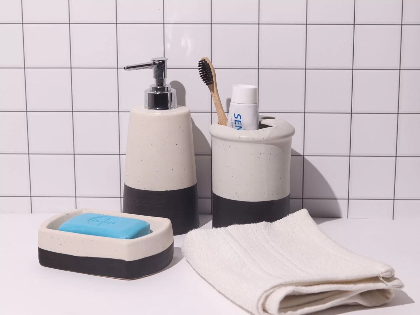 Half Toned ceramic bathroom accessories set (3 pieces set)