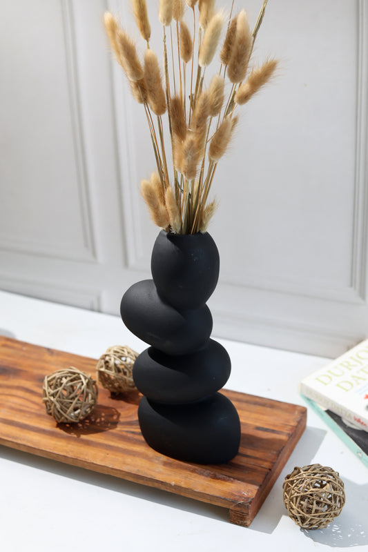 Pebble/Stone Vase (Black)