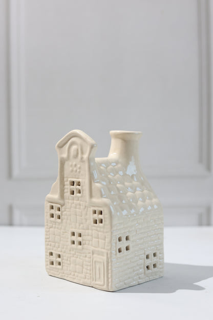 Ceramic White House candle holder