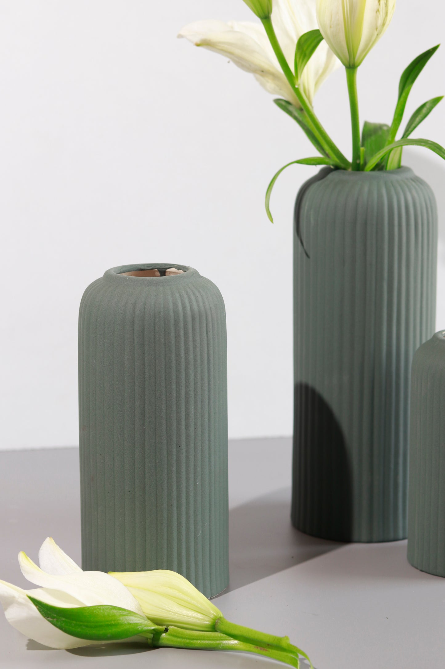 Ribbed Vase- Dark Green