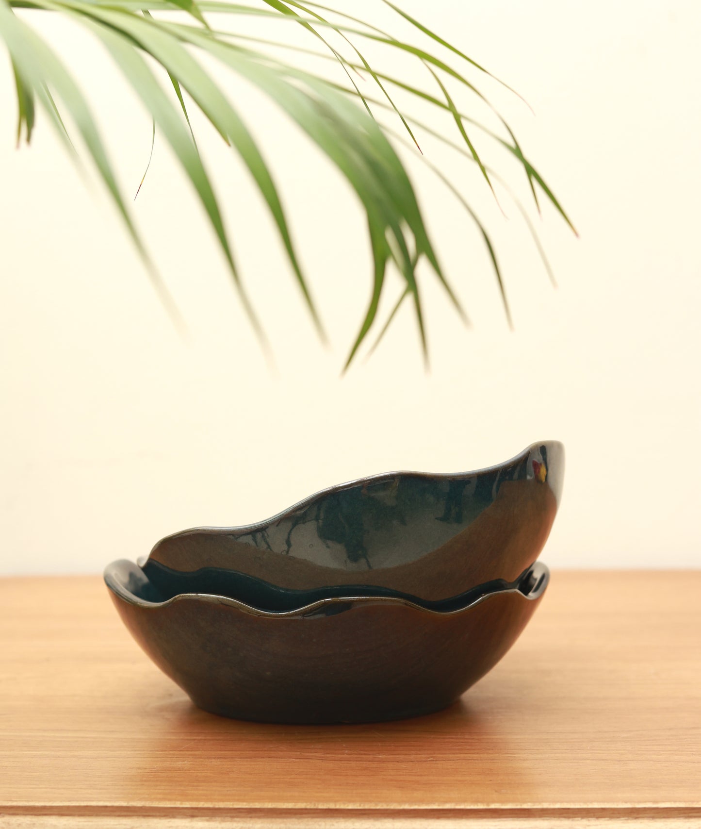 Olive Wavy Pasta Bowl