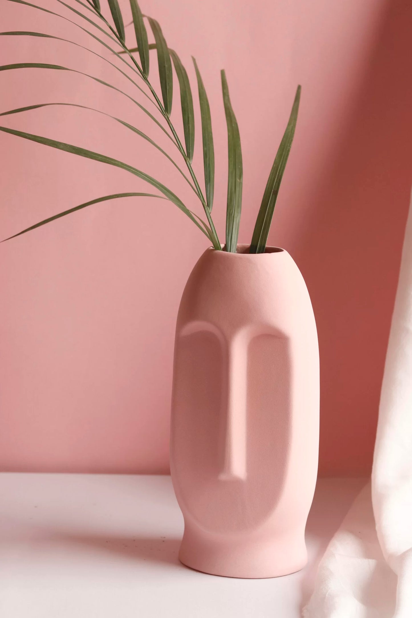 Abstract Face Vase (Pink)