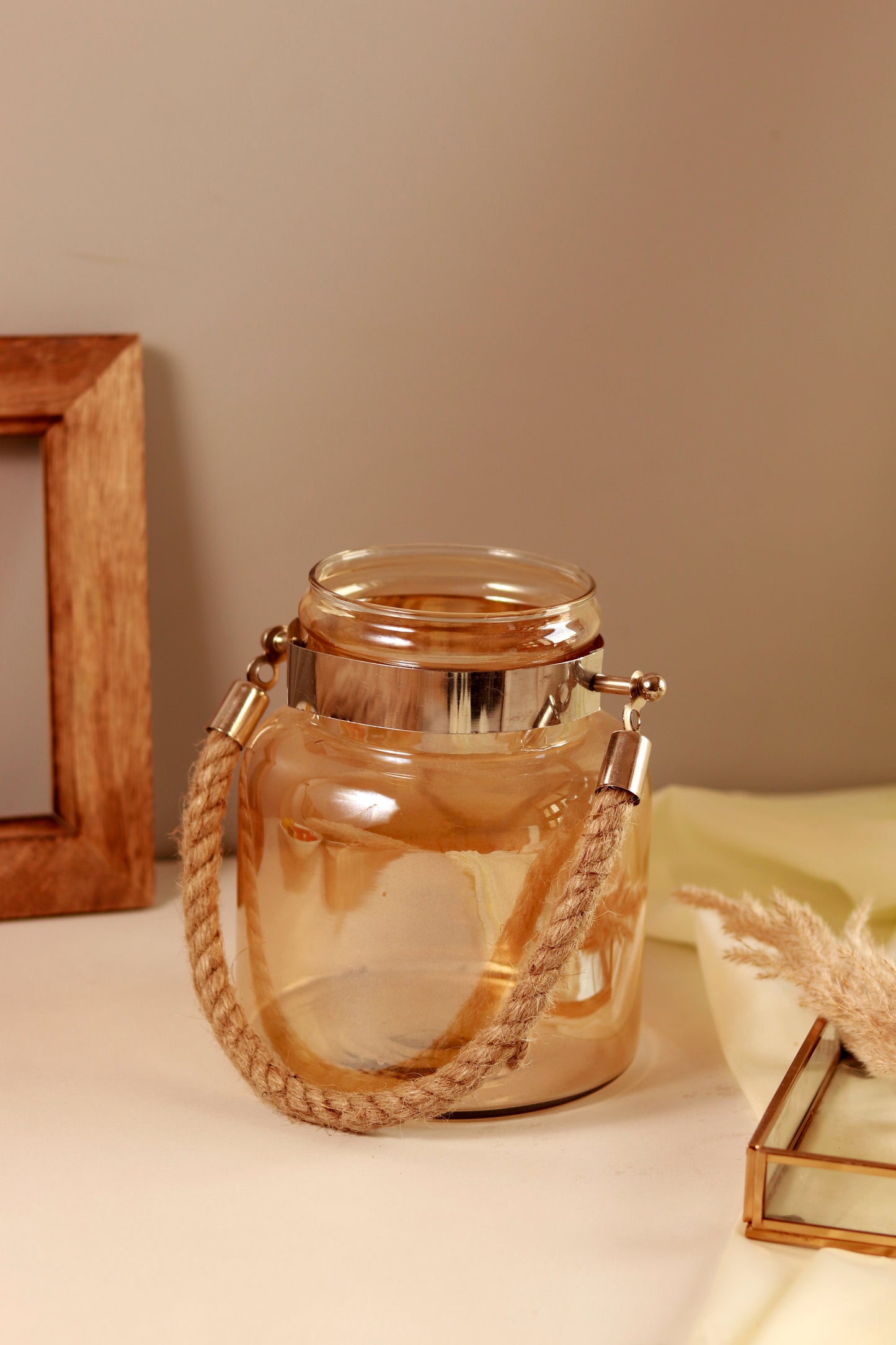 Glass Lantern Vase with jute handle