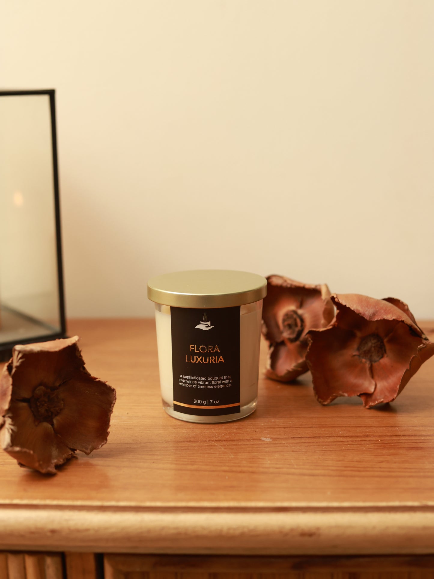 Floral Luxuria Scented Candle